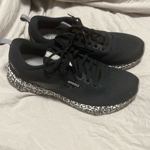 Women’s Brooks Sneakers